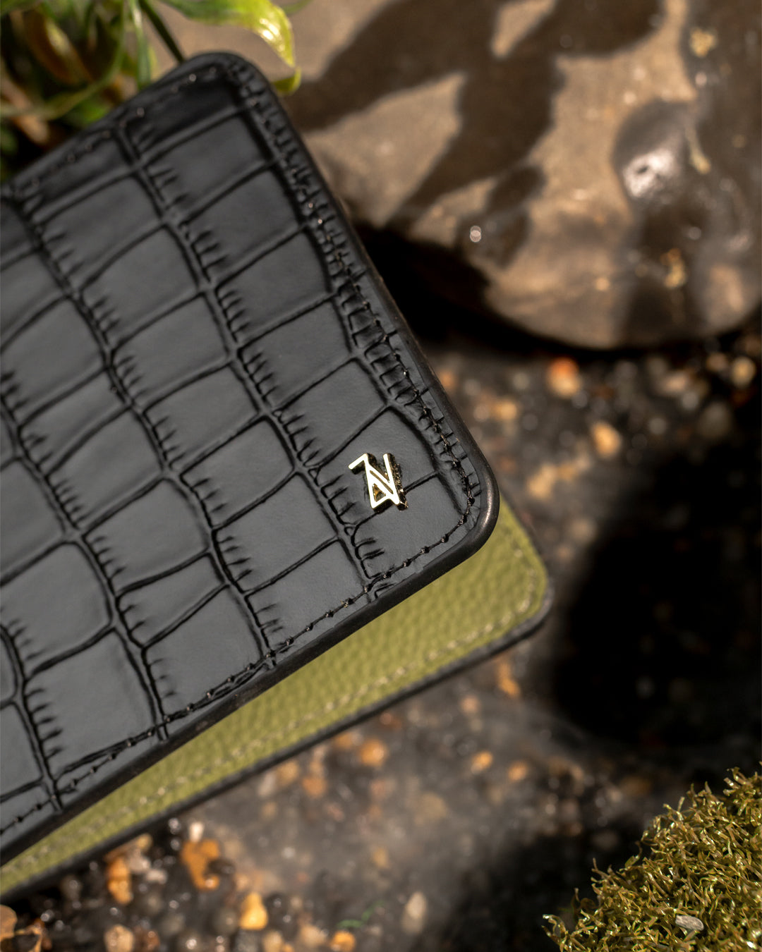 Artemis Croco Wallet - Black and Olive Green Leather