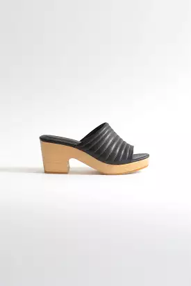 Beklina Open Toe Clog Black