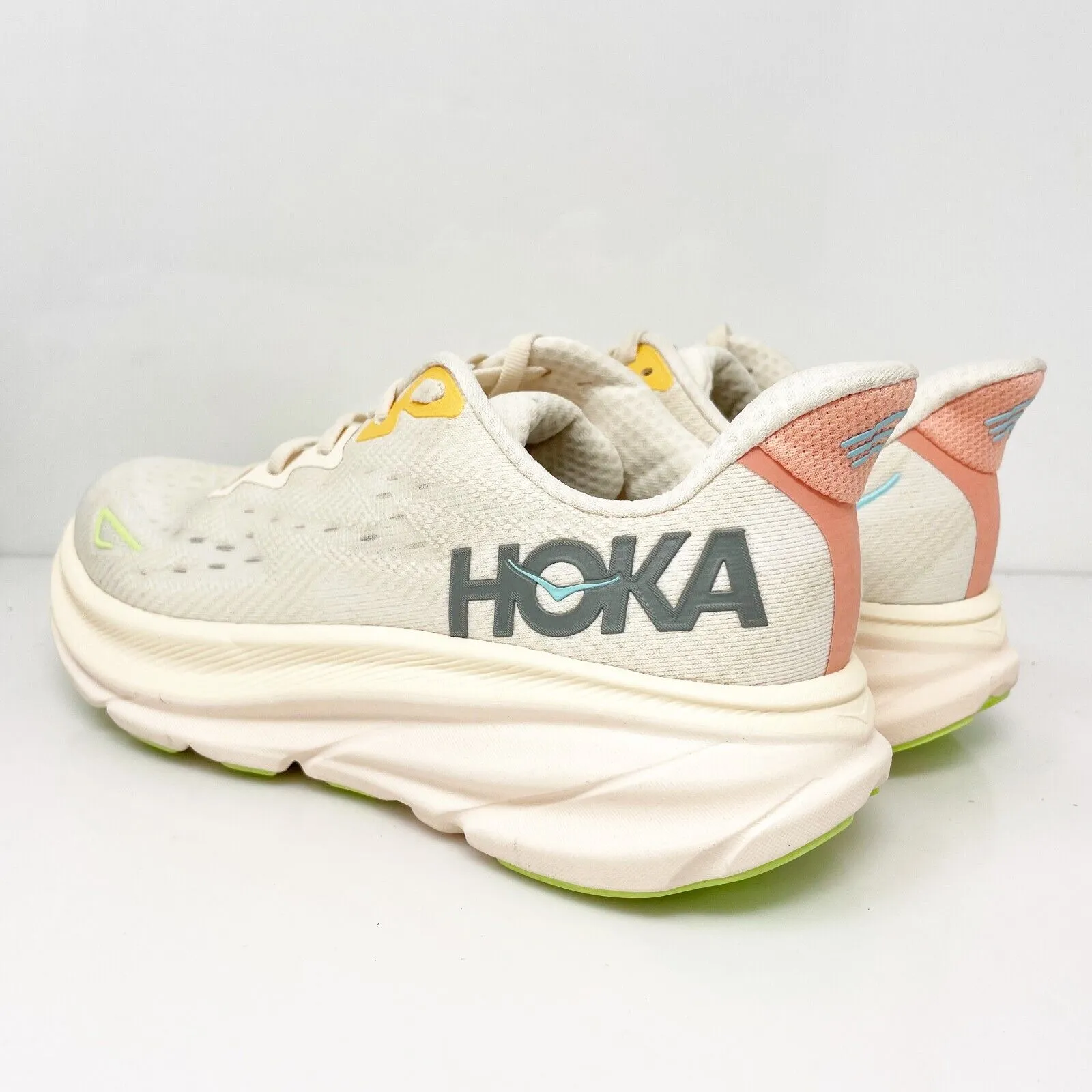 Hoka One One Womens Clifton 9 1127896 VLS Beige Running Shoes Sneakers Sz 8.5 B