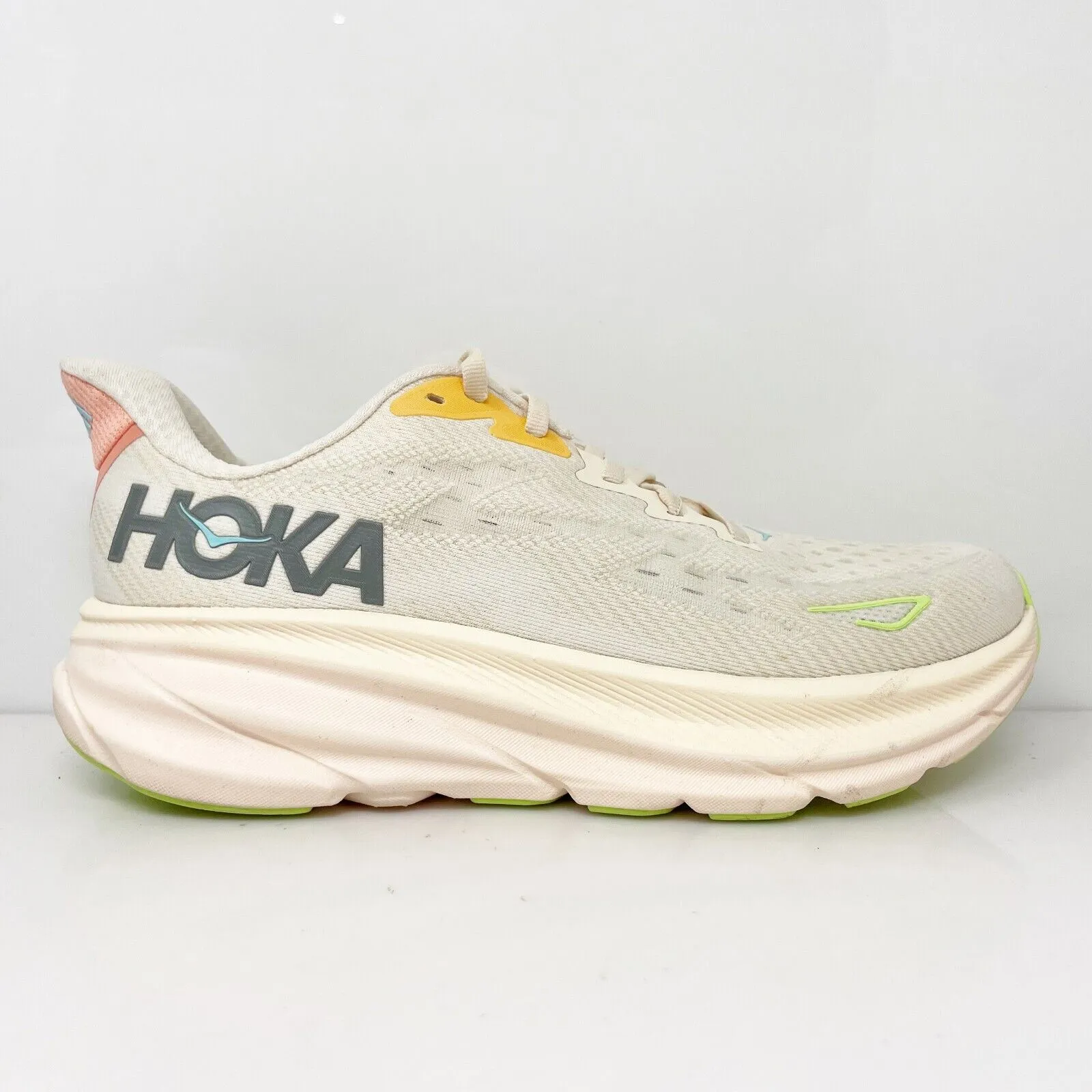 Hoka One One Womens Clifton 9 1127896 VLS Beige Running Shoes Sneakers Sz 8.5 B