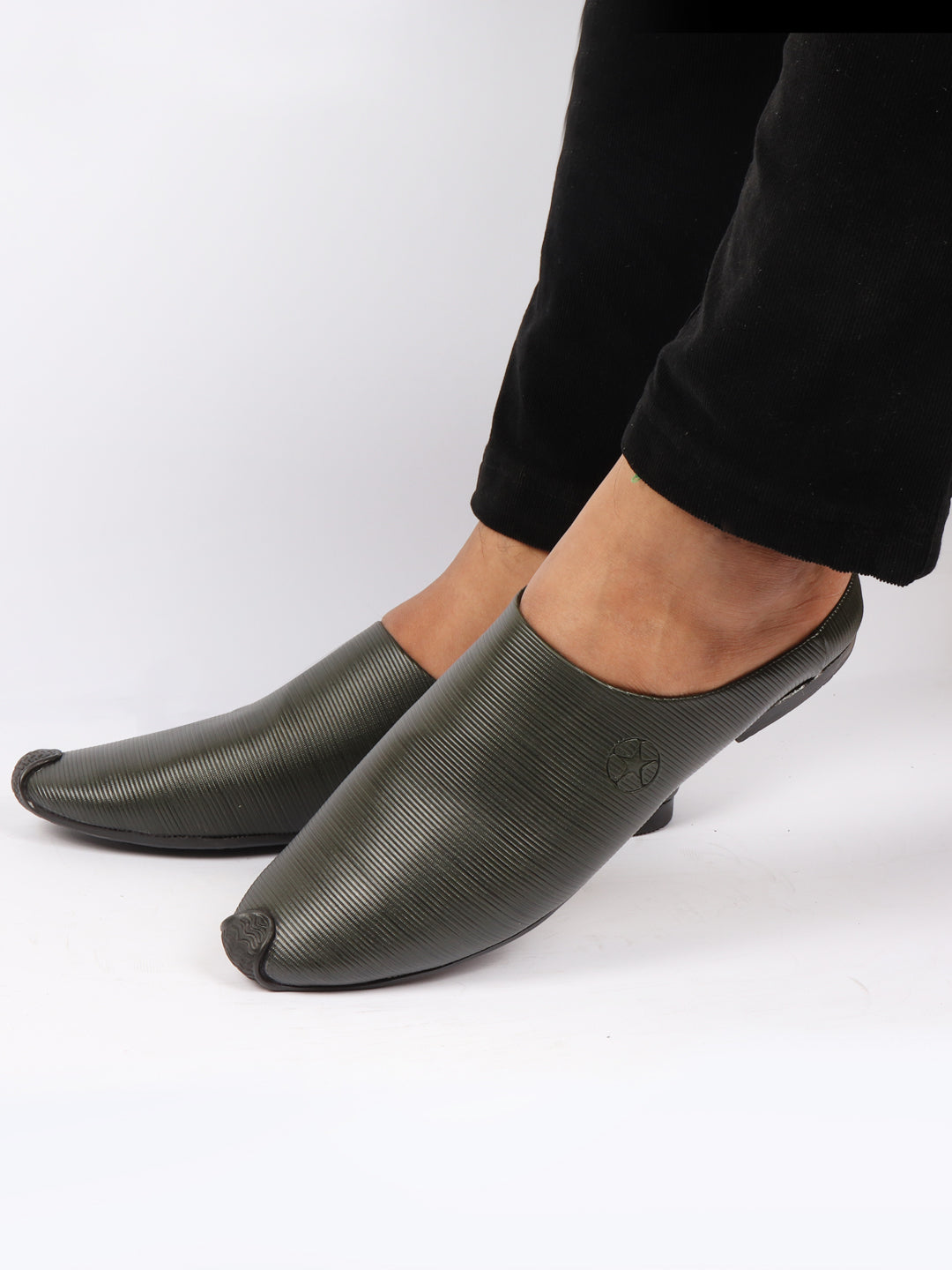 Men Olive Back Open Classic Design Textured Slip-On Ethnic Juttis and Mojaris