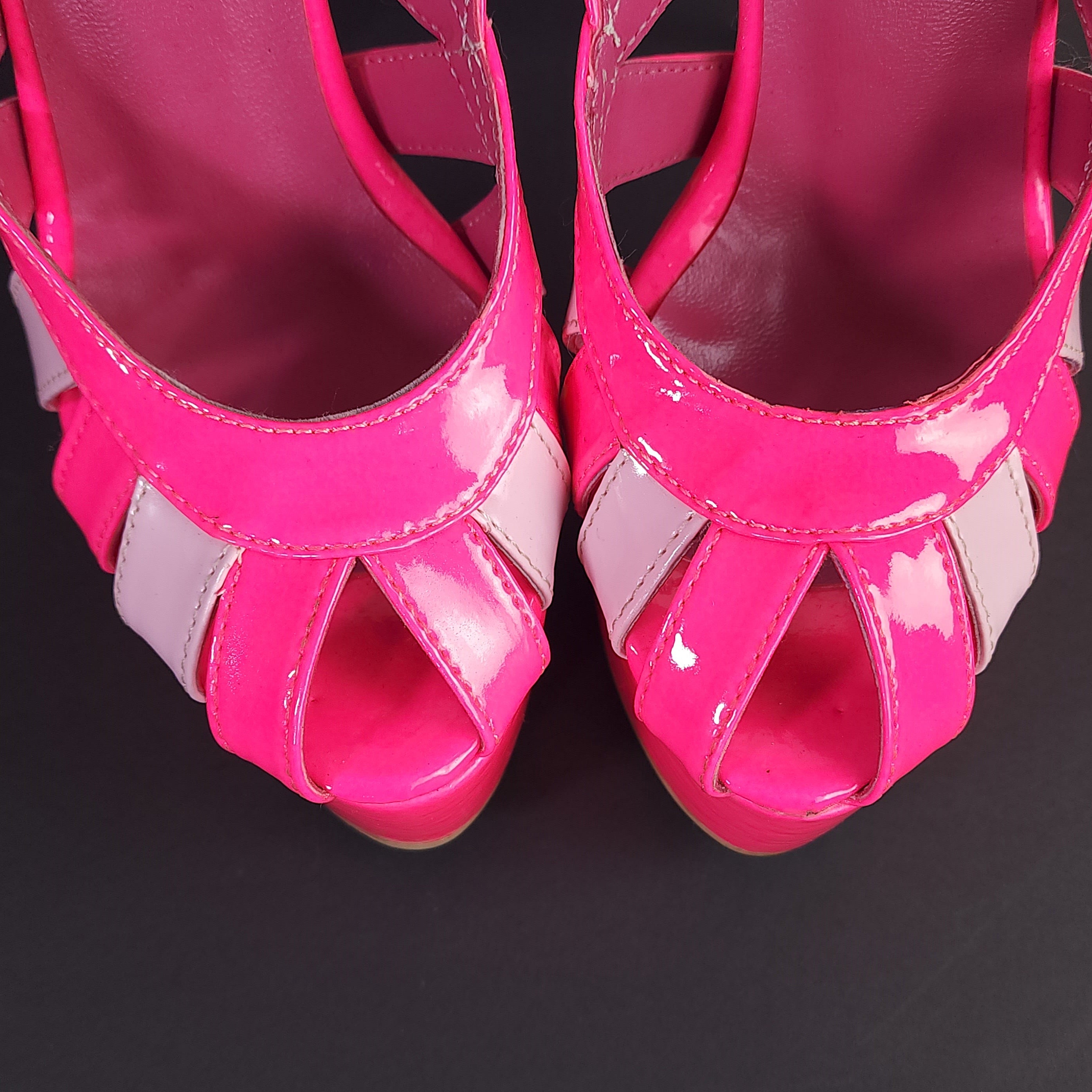 Neon Pink Gloss Toe Detailed High Heeled