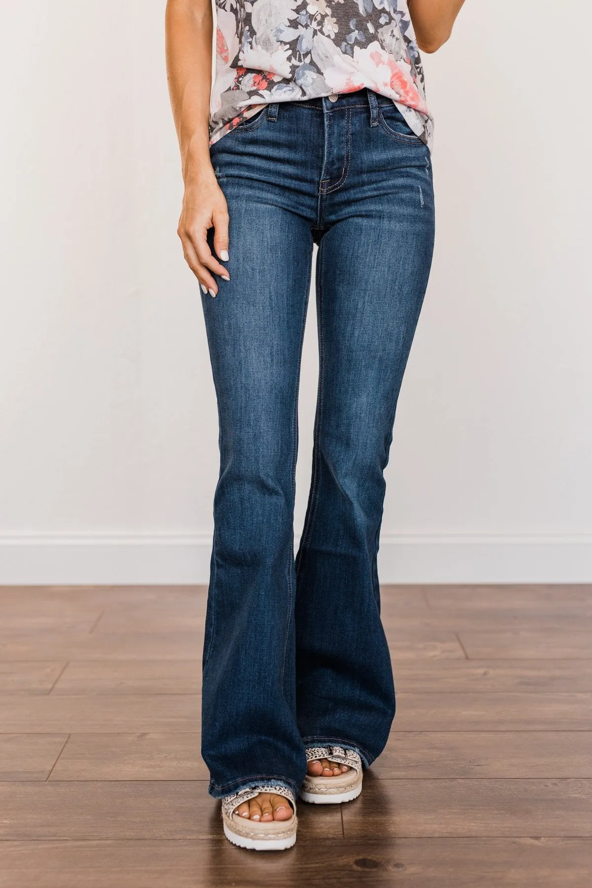 Vervet Mid-Rise Flare Jeans- Elizabeth Wash