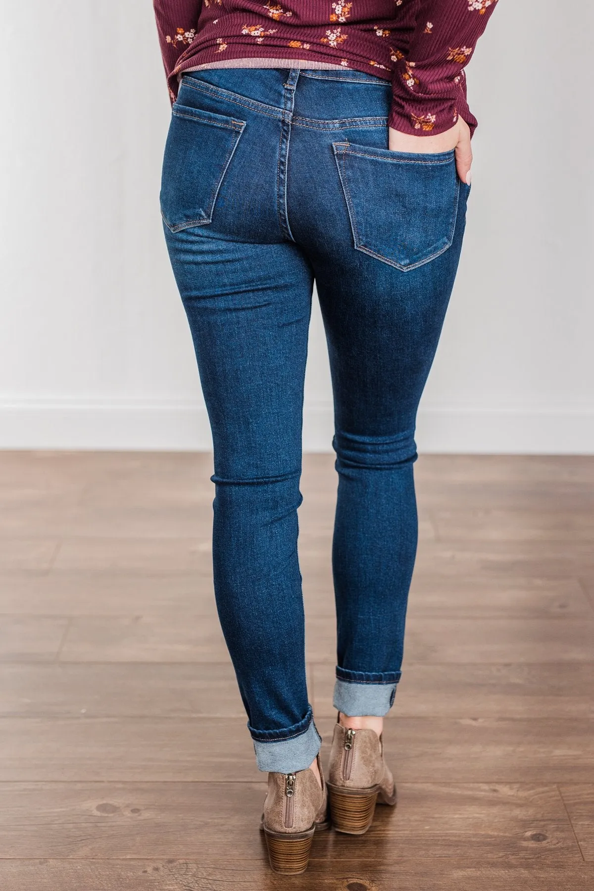 Vervet Mid-Rise Skinny Jean- Arabella Wash