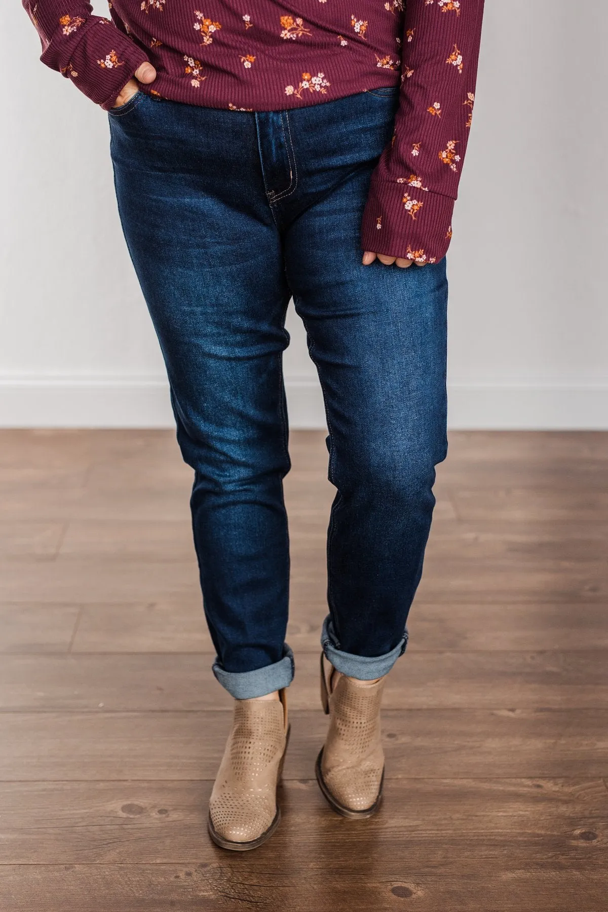 Vervet Mid-Rise Skinny Jean- Arabella Wash