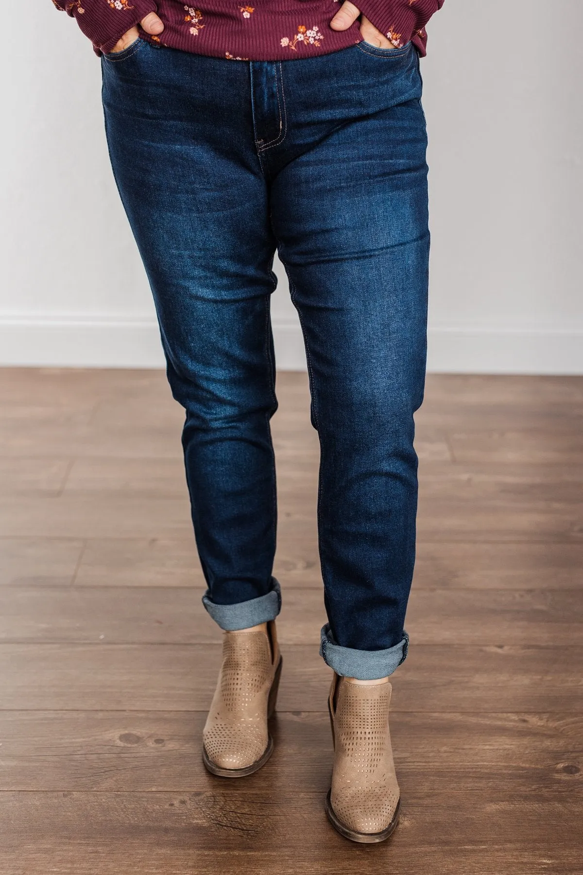 Vervet Mid-Rise Skinny Jean- Arabella Wash