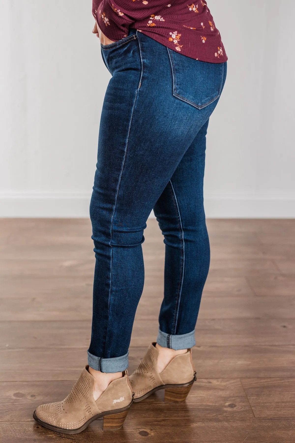 Vervet Mid-Rise Skinny Jean- Arabella Wash